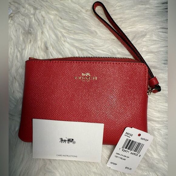 COACH Berry Coral Corner Zip Wristlet NWT Leather Clutch with Strap - Picture 9 of 17